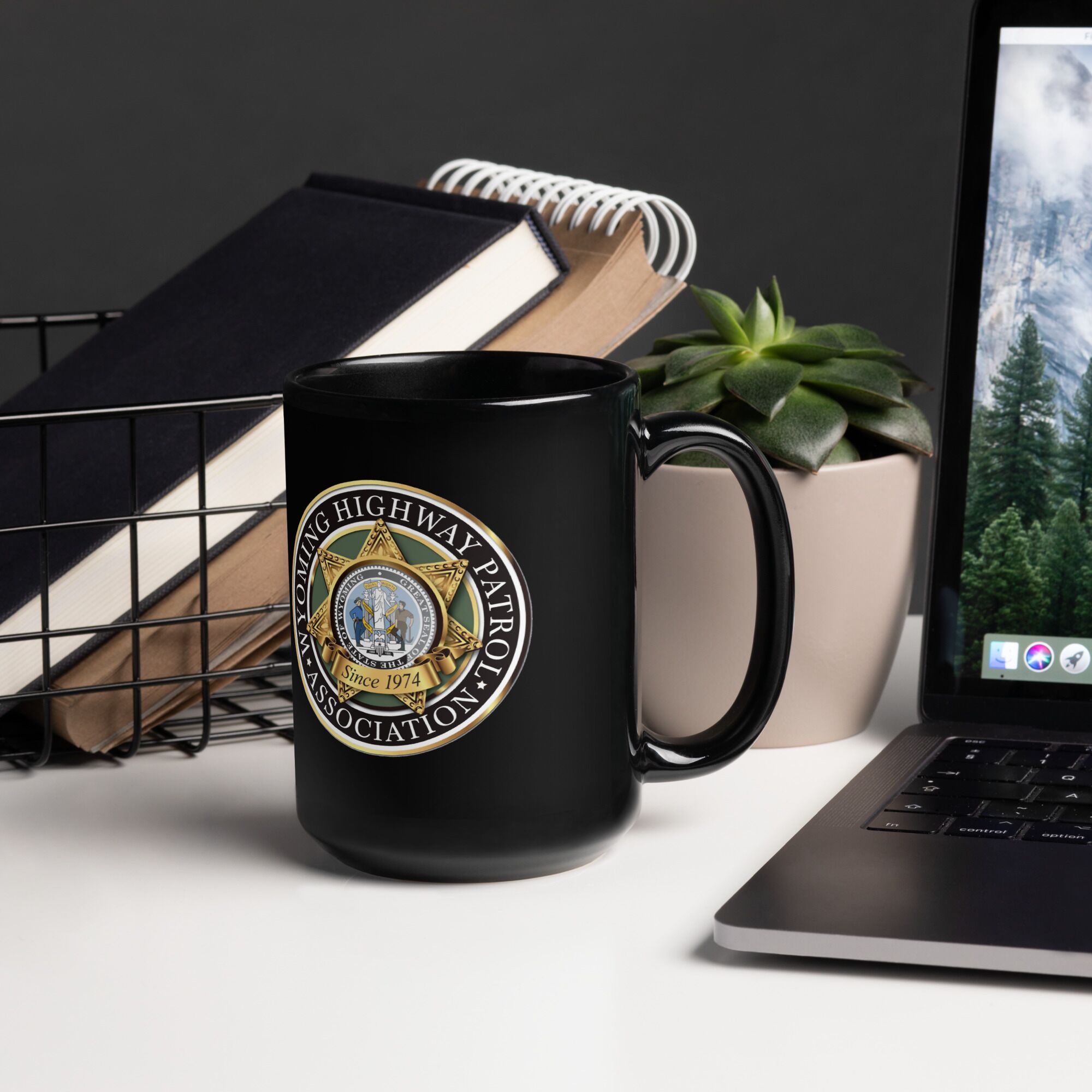 Black Glossy Mug WHPA Logo